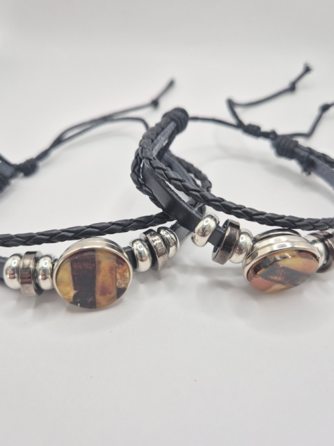 Bransoletka skórzana z bursztynem