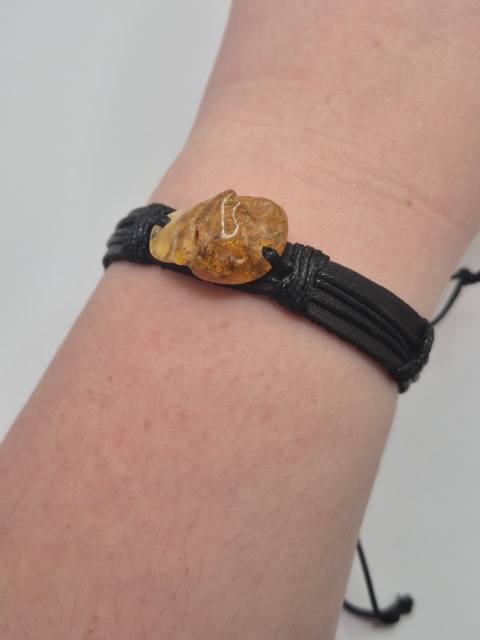 Bransoletka skórzana z bursztynem