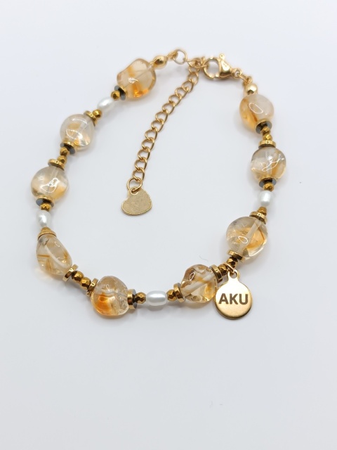 Bransoletka z cytrynów i małych pereł