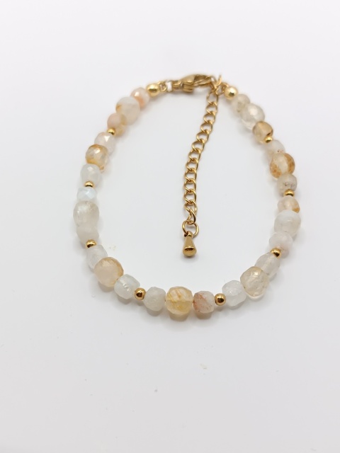 Bransoletka z cytrynów ze złotymi przeplotkami