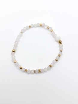 Bransoletka z kwarcu różowego z perłą w kształcie koniczynki