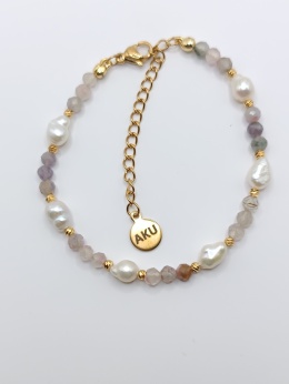 Bransoletka z pereł i kolorowego malachitu