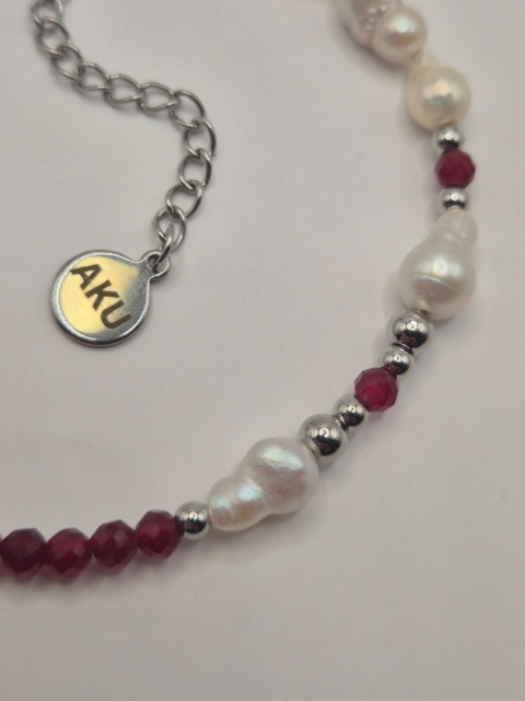 Bransoletka z pereł i rubinów