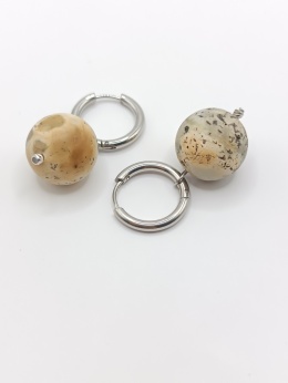 Kolczyki bursztynowe kule