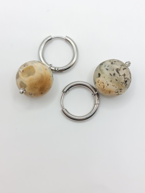 Kolczyki bursztynowe kule