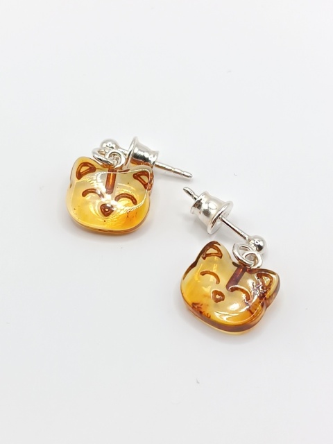 Kolczyki 'kotki' bursztynowe