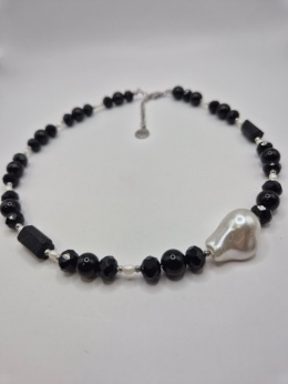 Naszyjnik perłowa noc z czarnego turmalinu i drobnych pereł słodkowodnych