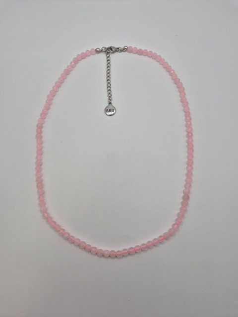 Naszyjnik z kwarcu różowego na różowym sznurze