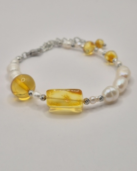 Bransoletka 'morskie fale' z pereł i bursztynu