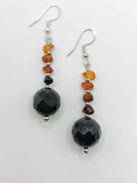 Kolczyki bursztynowe