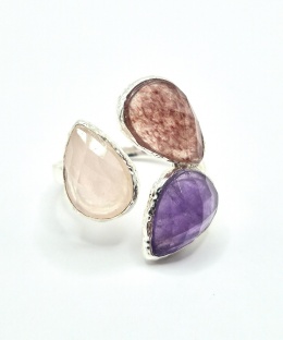 Pierścionek z kwarcem truskawkowym, różowym i ametystem