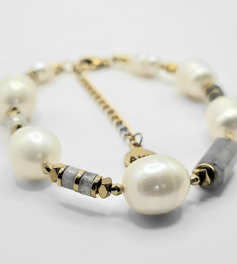 Elegancka bransoletka z dużych, naturalnych pereł i labradorytu